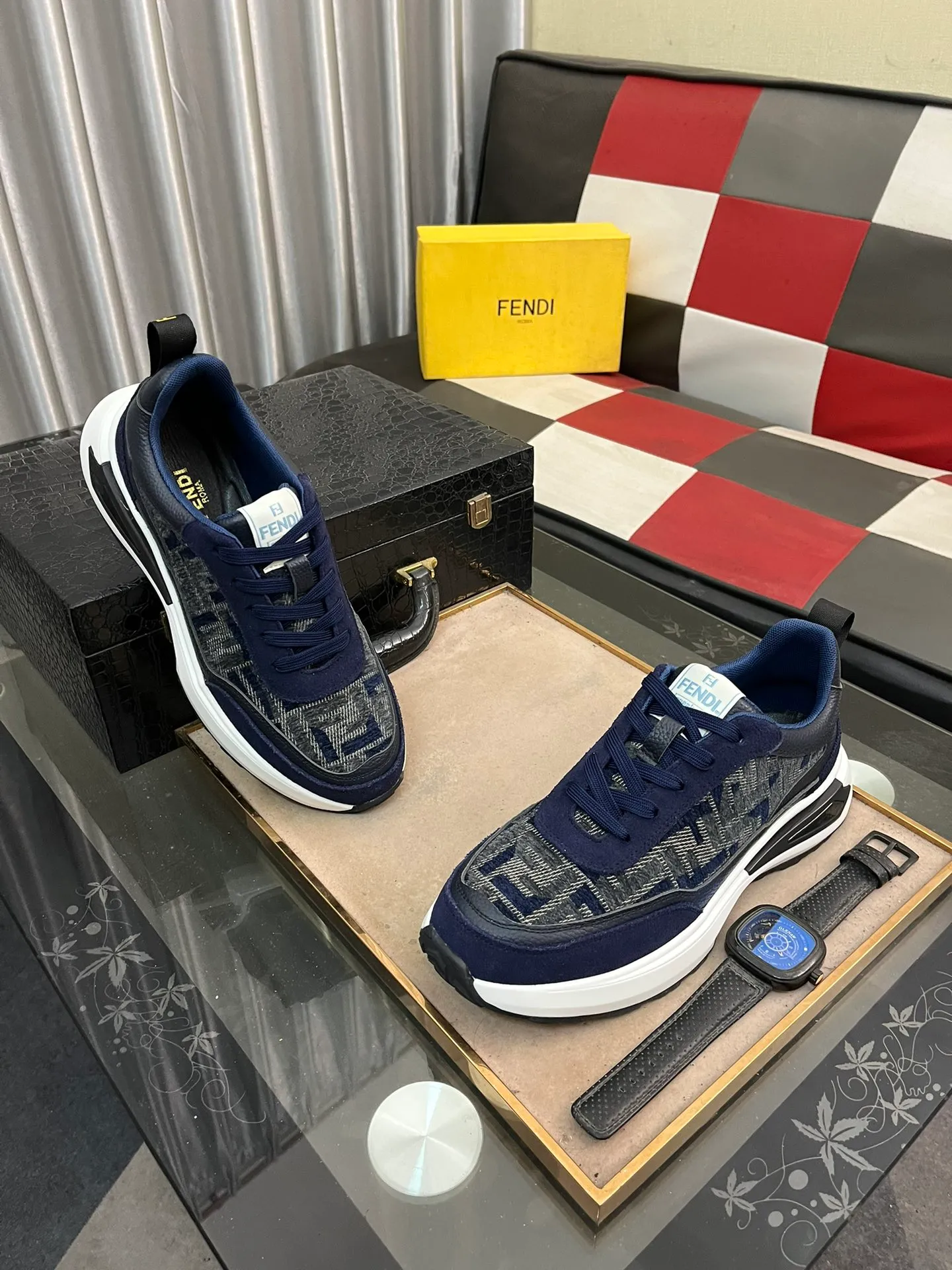 Men's Men's Shoes💰458⌚️⌚️[Fendi] Fendi's latest casual shoes for men! Available at counters simultaneously! Replica. The interior is made of top-grade sheepskin, and the original factory-supplied rubber outsole is used. Leading new fashion concepts. Matching code: 38-443️⃣Colors available